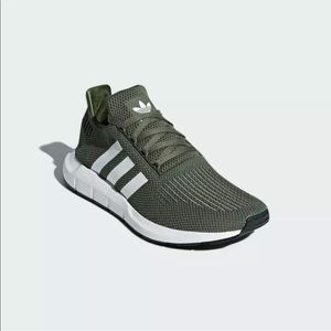 Adidas swift run SOLD